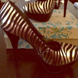 Gold zebra platform heels
